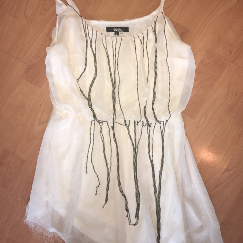 Off-white Tunic with Chain Detail - Picture 2 of 3